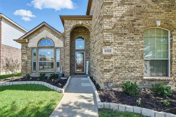 6332 Eagles Rest Drive, Fort Worth, TX 76179