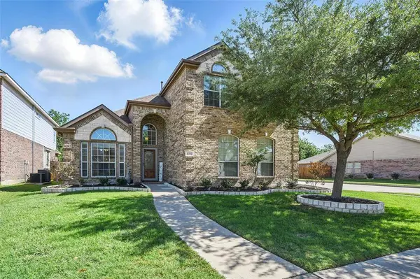 6332 Eagles Rest Drive, Fort Worth, TX 76179