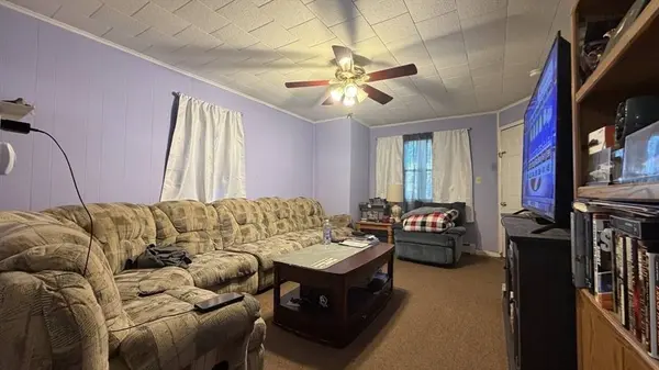 66 Hargraves St, Fall River, MA 02723