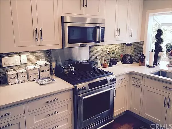 Irvine, CA 92614,16 Goldstone #19