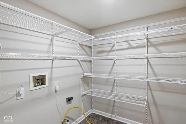 7253 Ponderosa Pines PL, Indianapolis, IN 46239