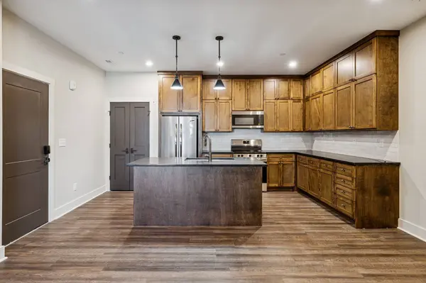 118 N Main St #C, Ashland City, TN 37015