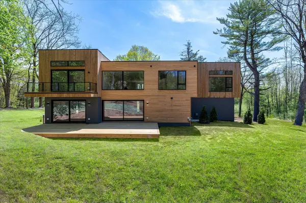 28 McLain ST, Bedford Corners, NY 10549