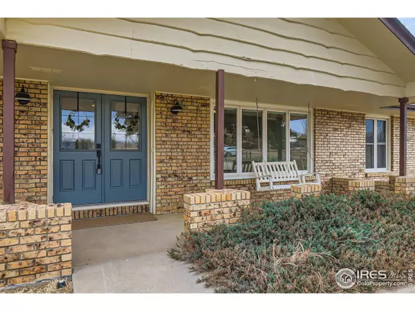 2407 Horseshoe Cir, Longmont, CO 80504