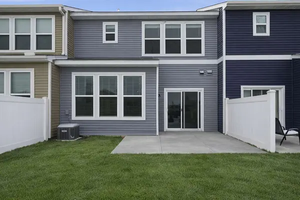 9669 4th Street LN N, Lake Elmo, MN 55042