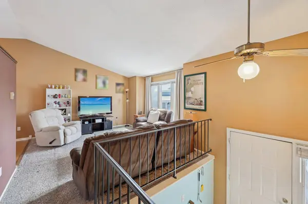 3282 Edgerton ST, Saint Paul, MN 55127