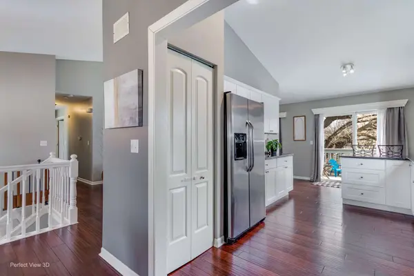 2011 Oak Tree TRL, Lake Villa, IL 60046