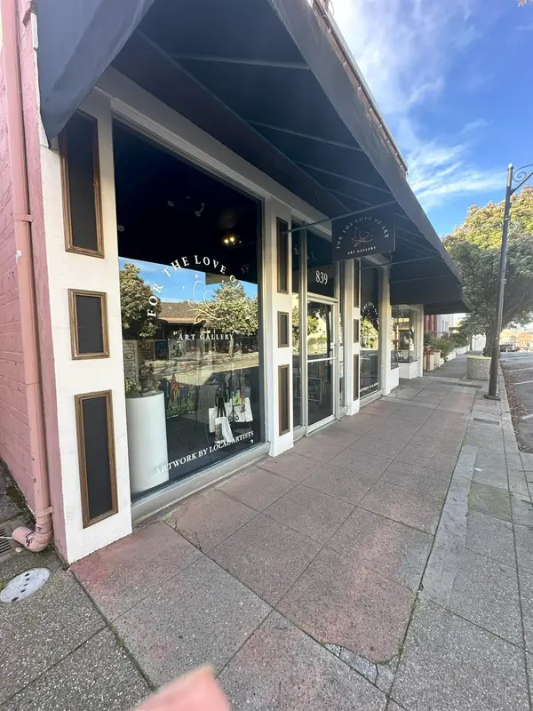 839 Lincoln Way, Auburn, CA 95603-4827