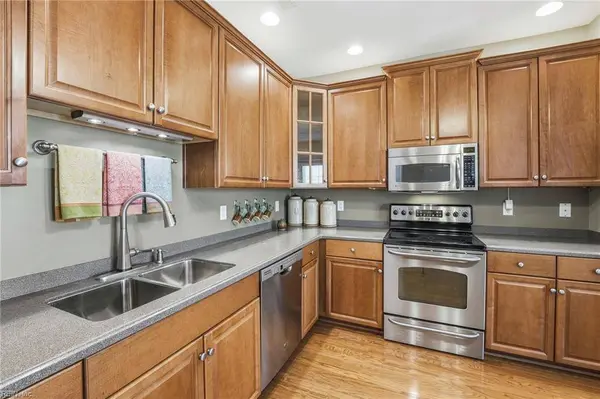 531 Shoreline RD, Carrollton, VA 23314