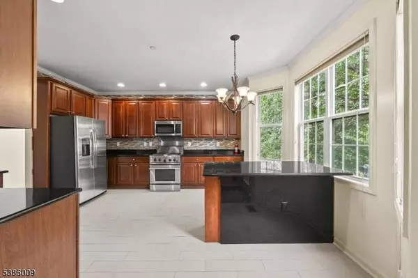 595 Hartford Dr, Nutley Twp., NJ 07110