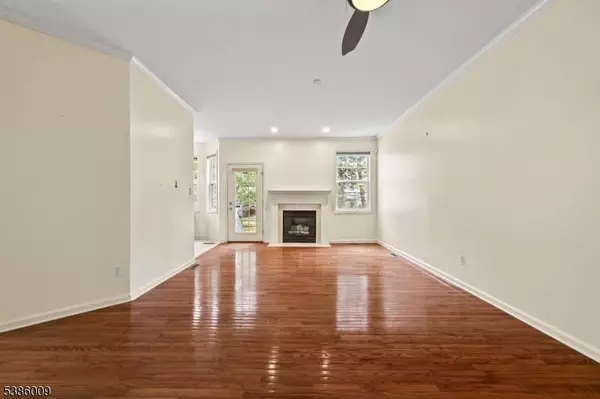 595 Hartford Dr, Nutley Twp., NJ 07110