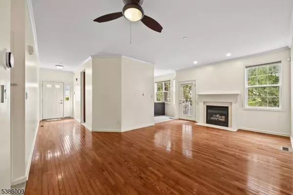 595 Hartford Dr, Nutley Twp., NJ 07110