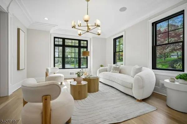 25 Beverly Rd, Madison Boro, NJ 07940