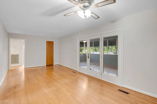 3841 Rollingwood DR, Chattanooga, TN 37406