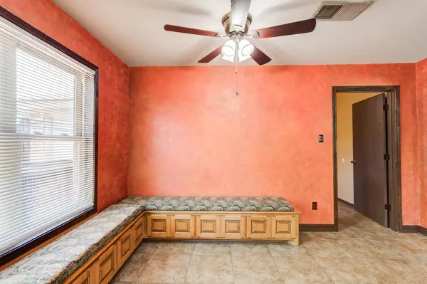 5523 74th Street, Lubbock, TX 79424