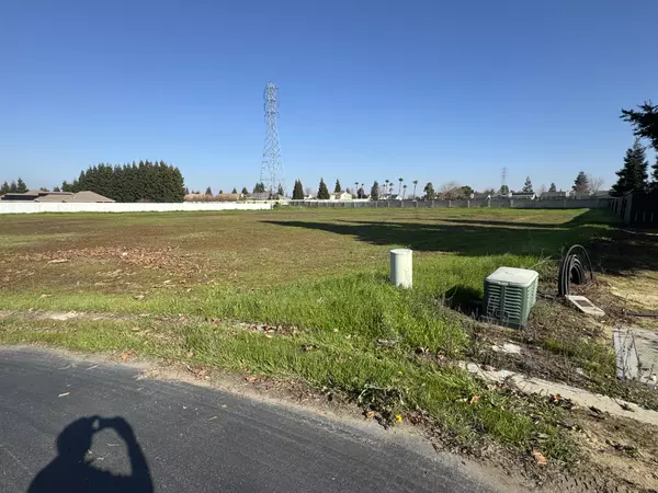 3196 Heather Glen Ln, Atwater, CA 95301-4794