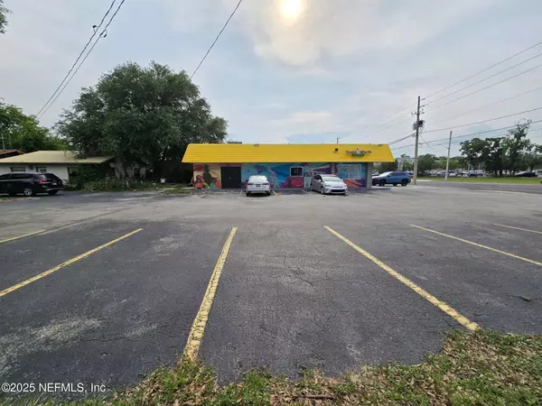 2944 University Blvd W, Jacksonville, FL 32217-2119