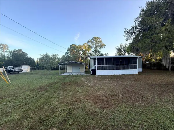 21809 SUNSET DR, Astor, FL 32102