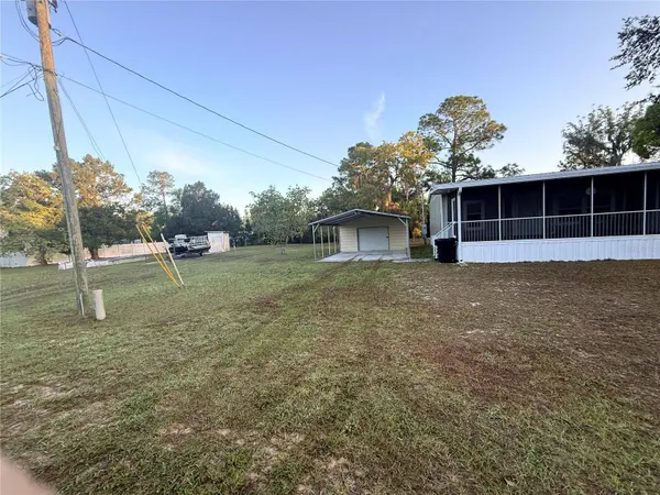 21809 SUNSET DR, Astor, FL 32102