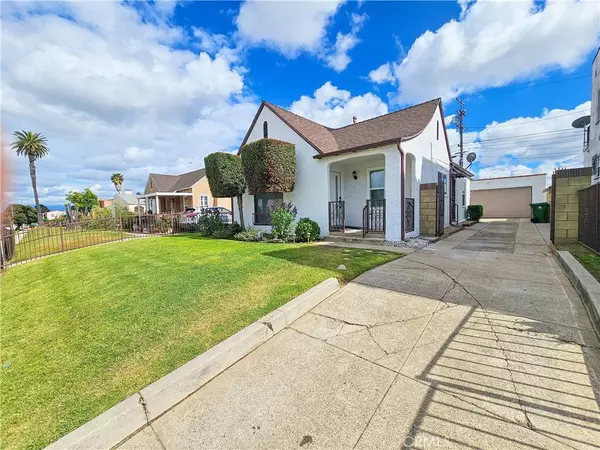 1954 71st ST, Los Angeles, CA 90047