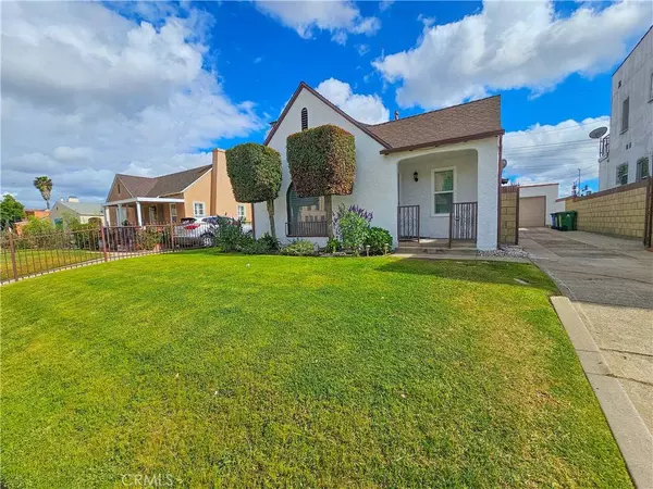 1954 71st ST, Los Angeles, CA 90047