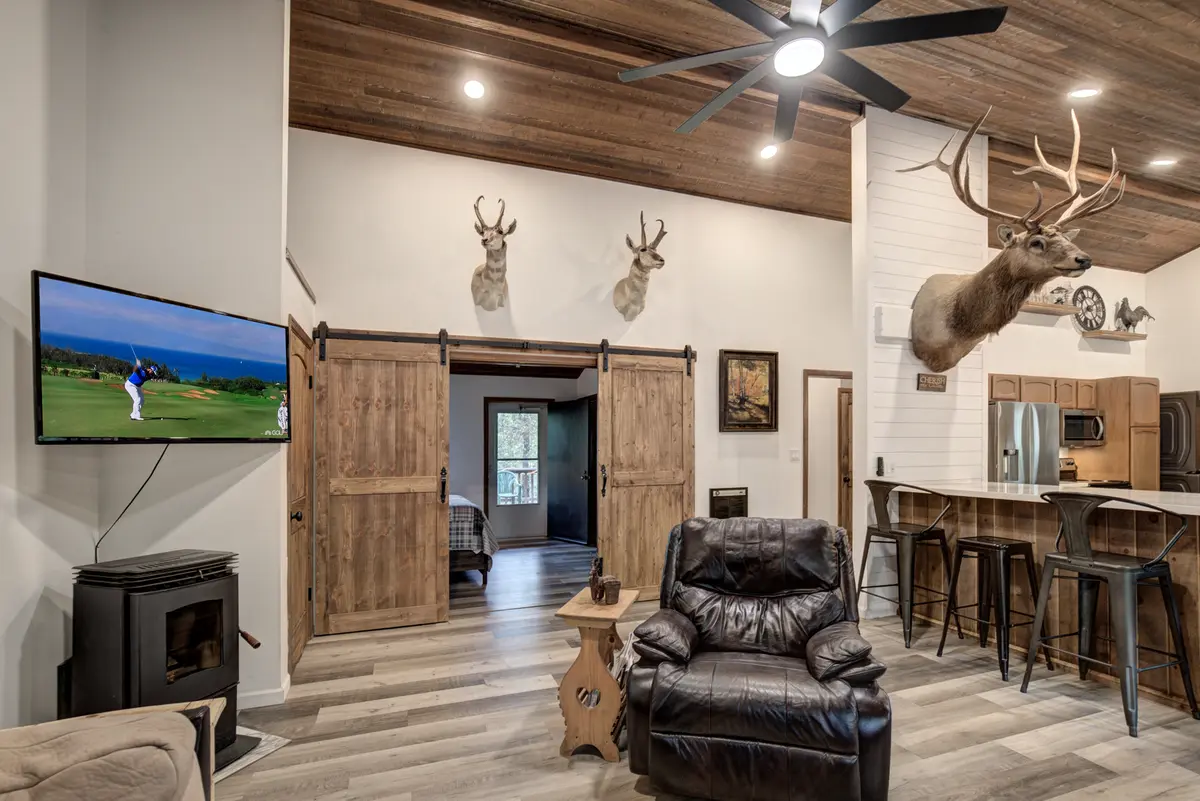 3865 Hunt Drive, Pine, AZ 85544