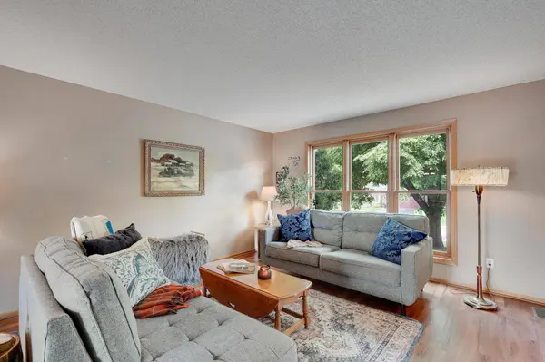 2008 White Pine RD, Hudson, WI 54016
