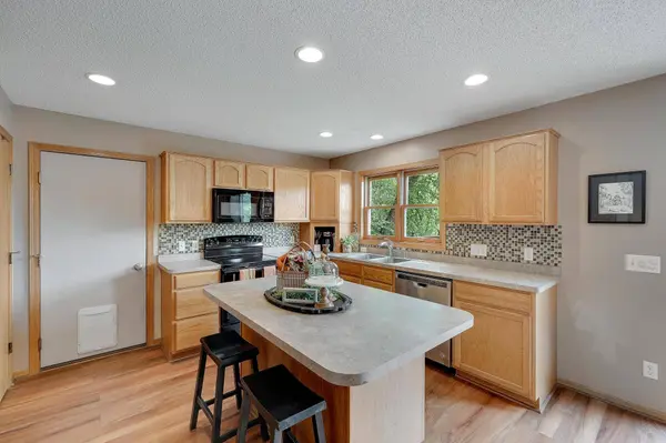 2008 White Pine RD, Hudson, WI 54016