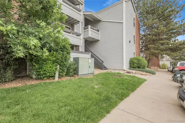 14214 E 1st DR #B08, Aurora, CO 80011