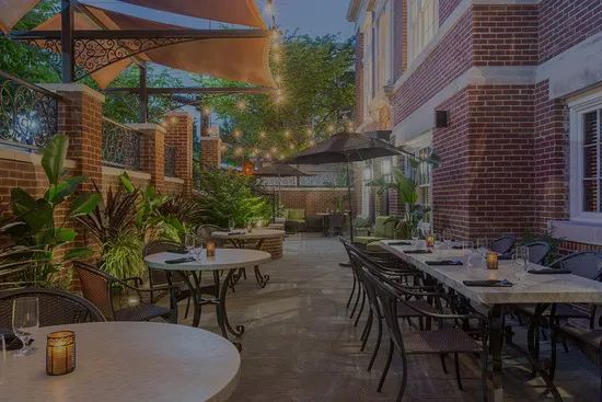 Uno Pizzeria & Grill