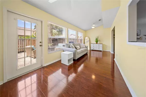 2589 PINE COVE LN, Clearwater, FL 33761