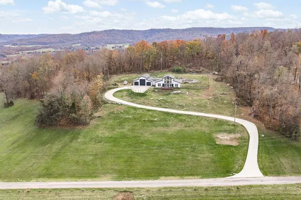 177 Nettle Carrier Ln, Monroe, TN 38573