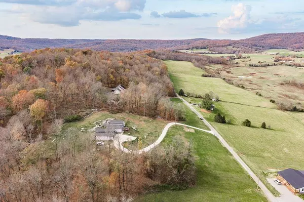 177 Nettle Carrier Ln, Monroe, TN 38573