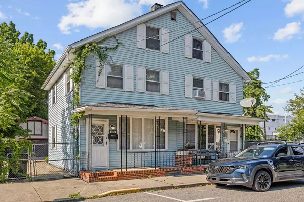 205 Clarkson St, Burlington, NJ 08016