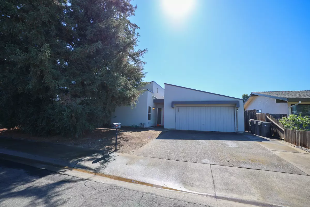 Woodland, CA 95695,909 Harvard Place
