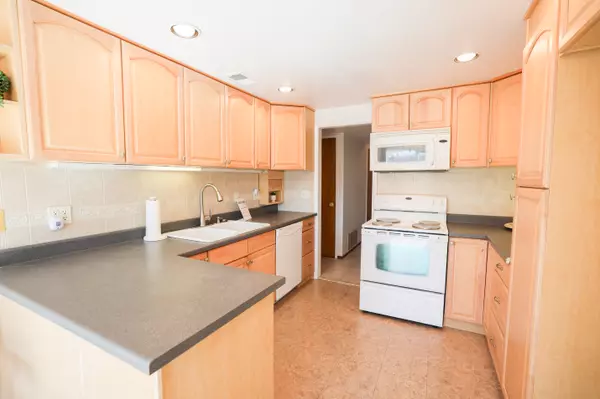 Woodland, CA 95695,909 Harvard Place