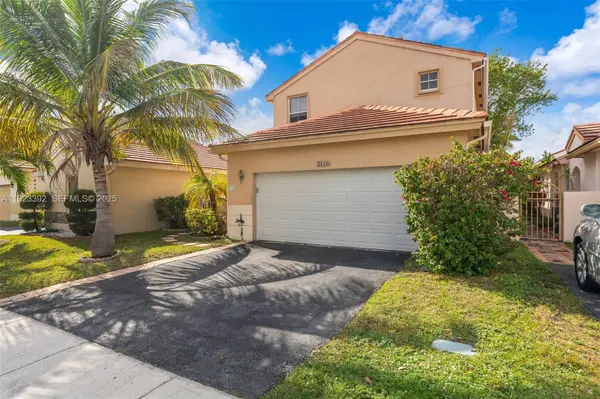 2110 NW 190th Ave, Pembroke Pines, FL 33029