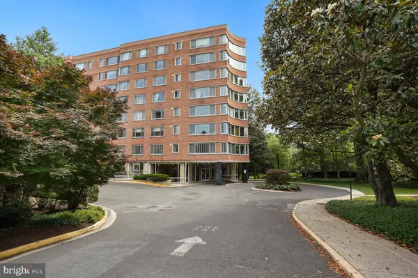 4200 CATHEDRAL AVE NW #614, Washington, DC 20016