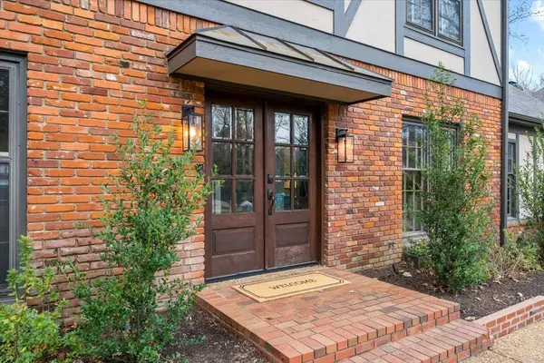 1863 Brooksedge Drive, Germantown, TN 38138