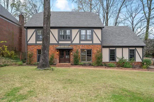 1863 BROOKSEDGE DR, Germantown, TN 38138