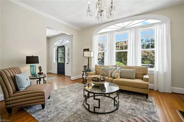 915 Jamestown CRES, Norfolk, VA 23508