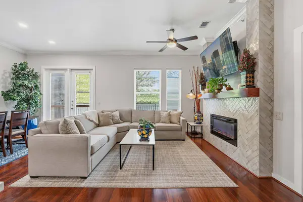 1900 Barton Springs RD #2026, Austin, TX 78704