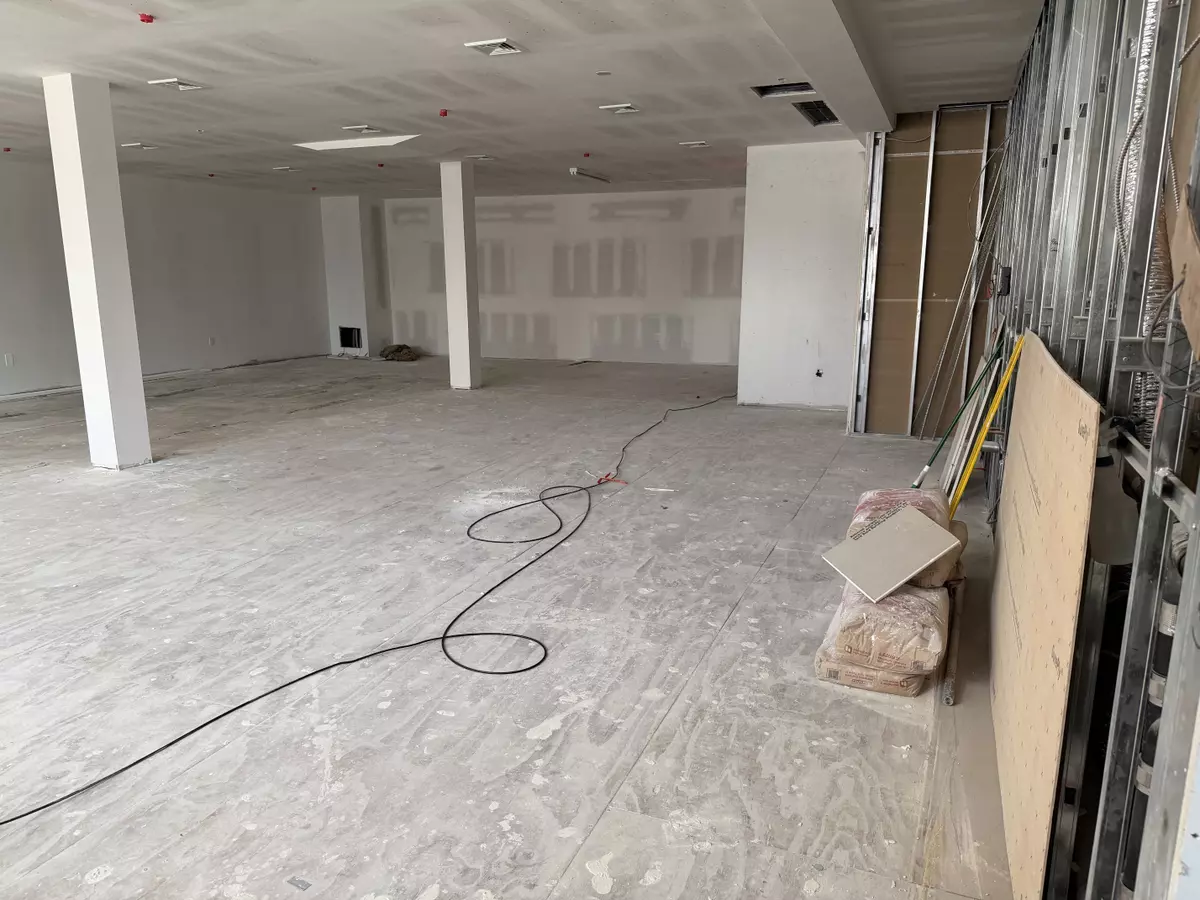 Bayside, NY 11361,43-23 Bell Blvd