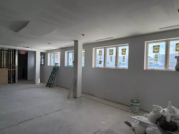 Bayside, NY 11361,43-23 Bell Blvd