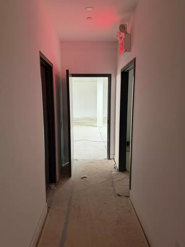 Bayside, NY 11361,43-23 Bell Blvd