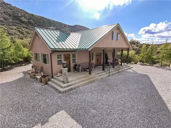 1870 Oak Springs Valley RD, Wrightwood, CA 92397