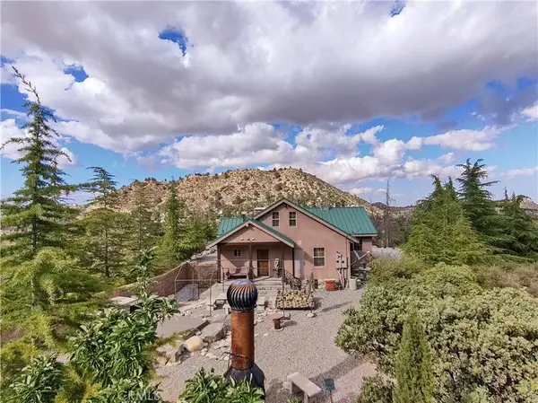 1870 Oak Springs Valley RD, Wrightwood, CA 92397