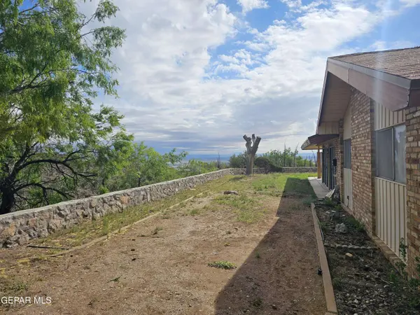 3101 Parknorth DR, El Paso, TX 79904