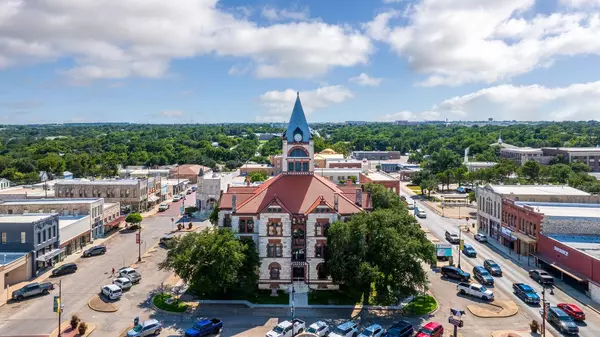 The Hidden Gems: Why Buyers Are Falling in Love with Small-Town Texas