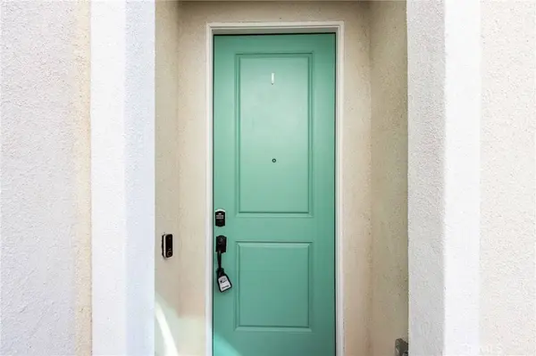 972 W Jasmine WAY, Rialto, CA 92376